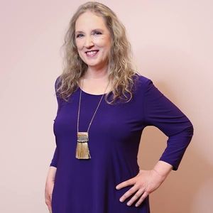 Meet your Posher, Connie